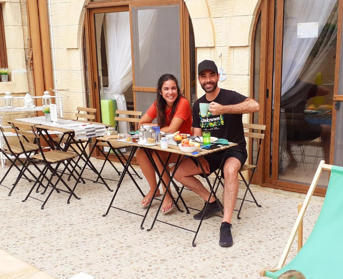 Għajnsielem Laringa Holiday Bed&Breakfast מראה חיצוני תמונה